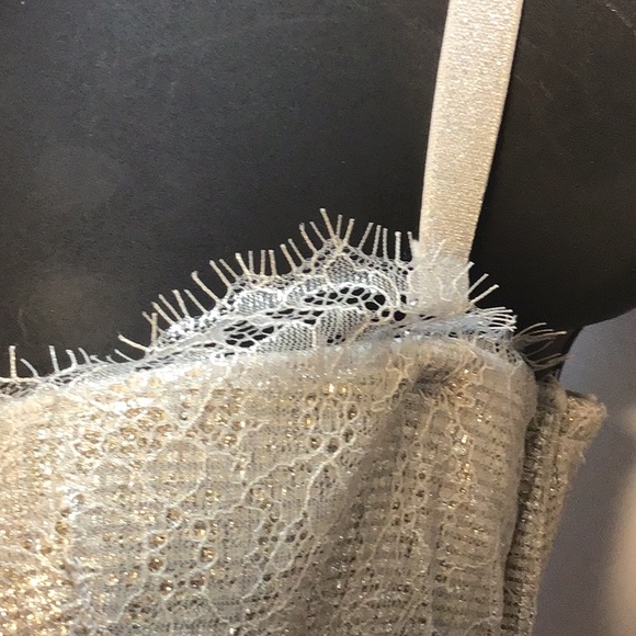 Victoria’s Secret 34DD Dream Angels. V - Picture 2 of 7